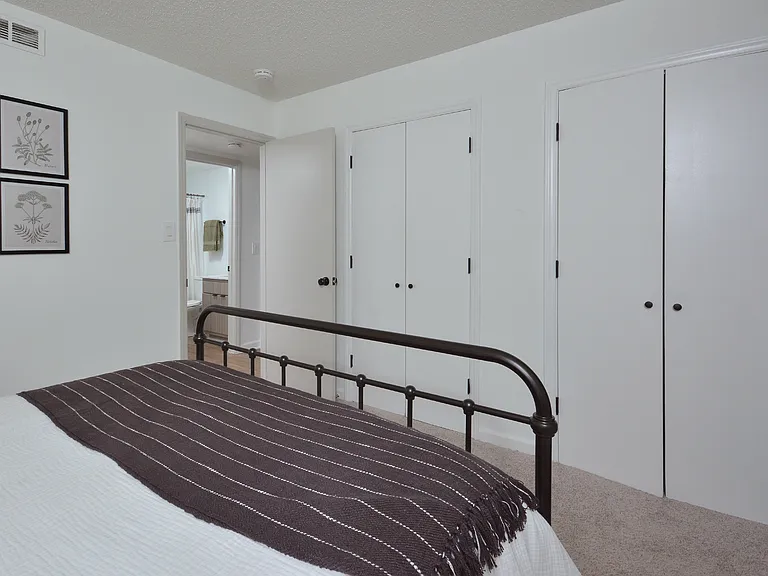 Enclave at North Point — Photo 16