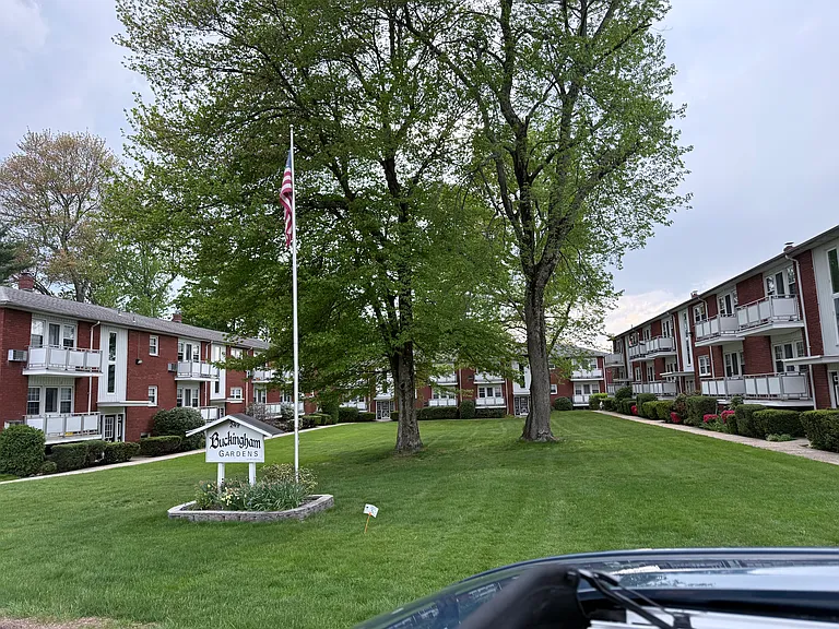 251 N Middletown Rd #3 — Photo 1