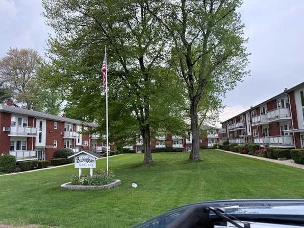251 N Middletown Rd #3, Nanuet, NY 10954
