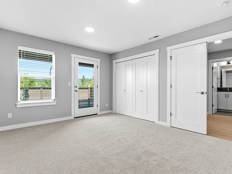 16457 NW Liberty St #1 — Photo 41