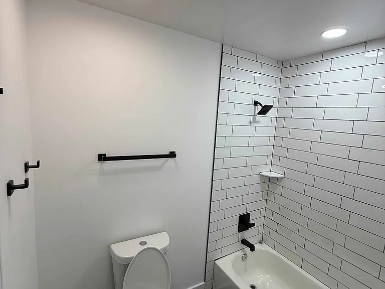 1012 W Lanvale St #1 — Photo 3