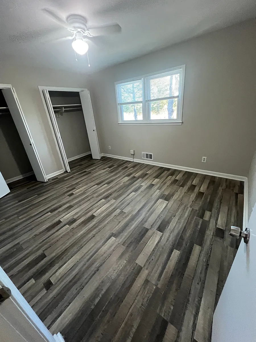 Building Photo - 2977 Whispering Hills Dr #2977