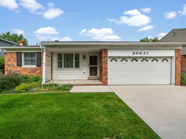 20631 Maplewood Ct, Riverview, MI 48193