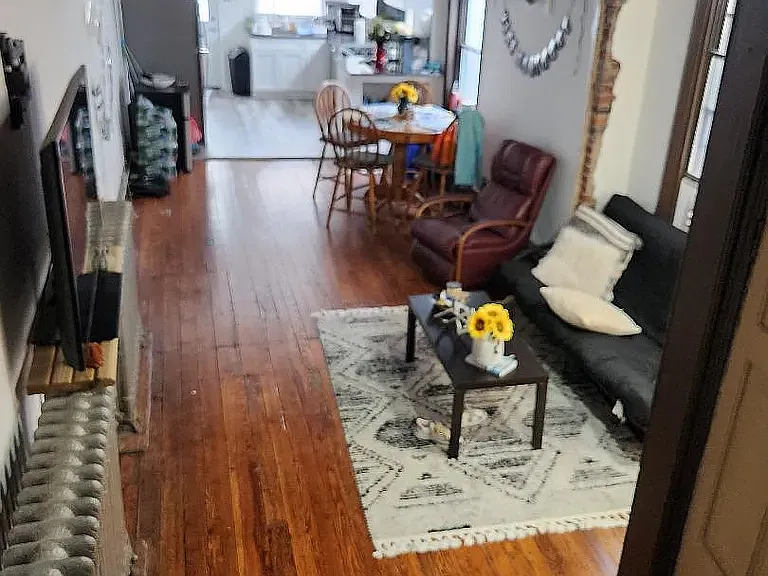 4237 Main St #2 — Photo 14