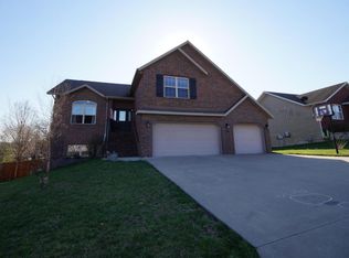 812 S 13th Ave, Ozark, MO 65721