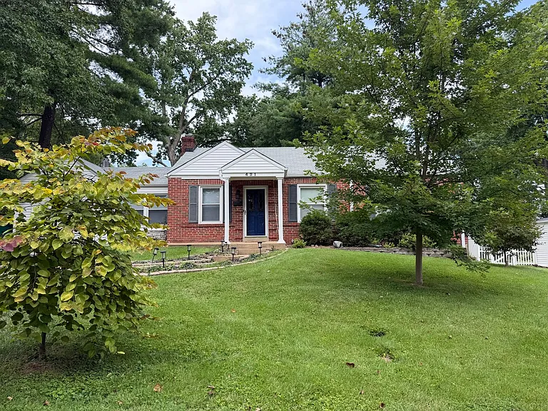 421 Cannonbury Dr — Photo 4