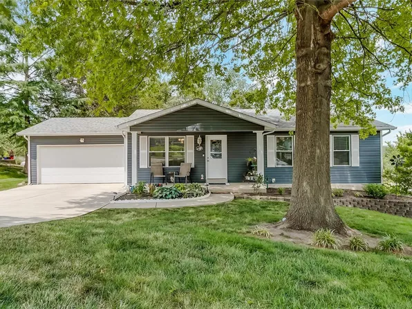 819 Wild Hawk Dr, Eureka, MO 63025