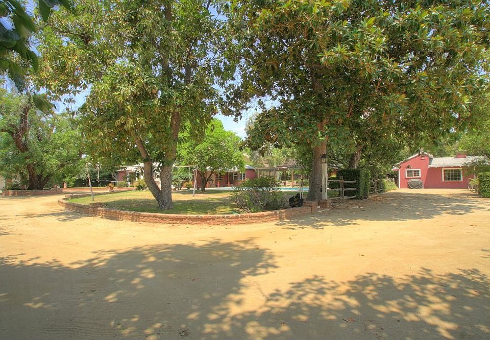 1st image of 4373 Beck Ave