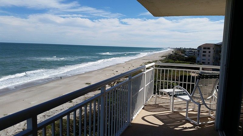 Wrap around Sotheast Balcony view
						:
						Direct Oceanfront allows unobstructed views north and south - 40 ft balcony