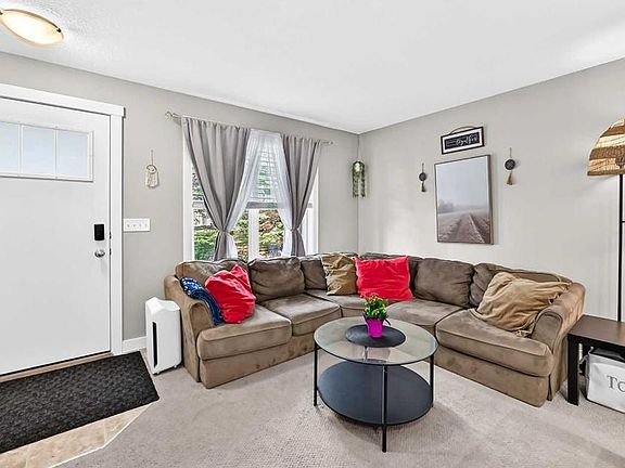 5th image of 154 S Cranford Walk SE