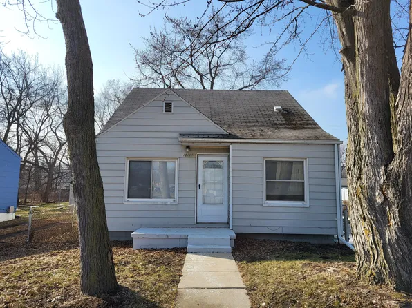 10124 Pelham Rd, Taylor, MI 48180