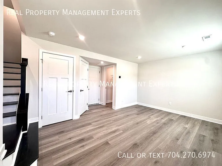1410 Newell Towns Ln — Photo 10