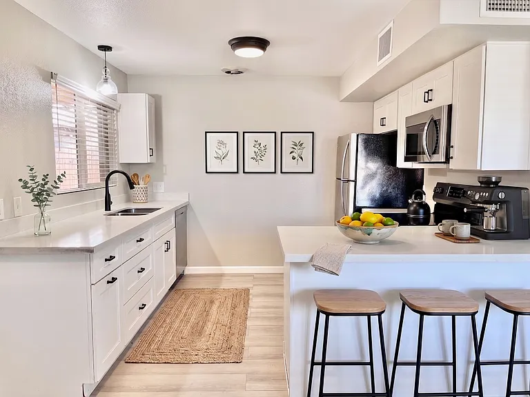 3008 N 39th St #5 — Photo 7