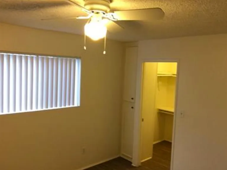 4162 Estrella Ave #1 — Photo 8