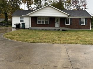 586 Dover Rd, Clarksville, TN 37042