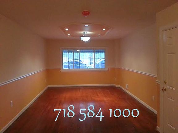 3rd image of 1065 Stratford Ave