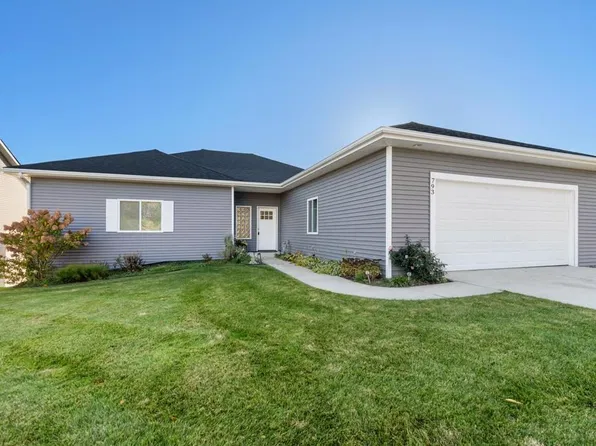 793 Maple Creek Blvd, Petoskey, MI 49770