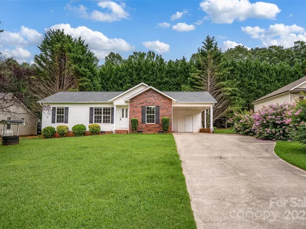 144 Fairway Dr SW, Conover, NC 28613