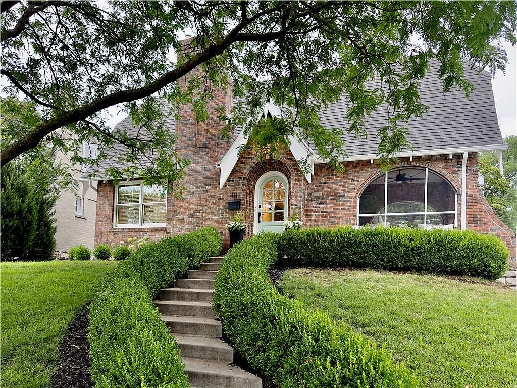 111 E 66th Ter, Kansas City, MO 64113 Zillow