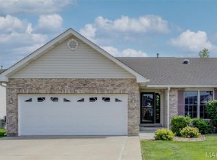 1134 Villa Flora Dr #44A, Ofallon, MO 63366