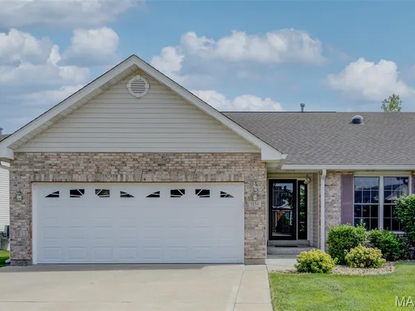 1134 Villa Flora Dr #44A, Ofallon, MO 63366