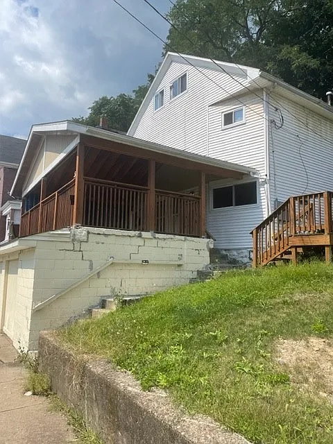 435 E 7th Ave
