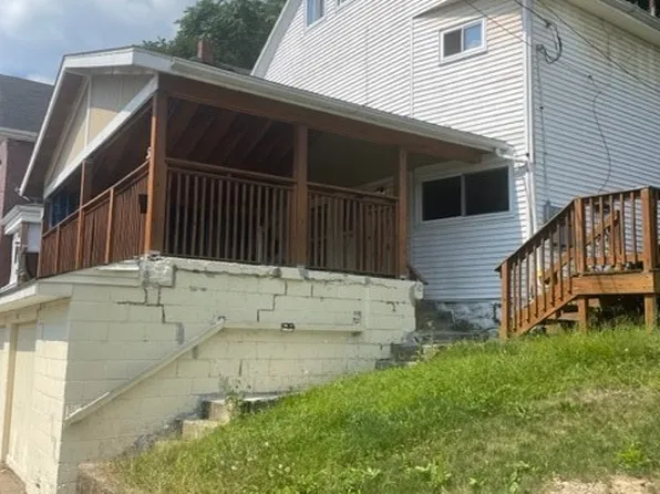 435 E 7th Ave, Tarentum, PA 15084