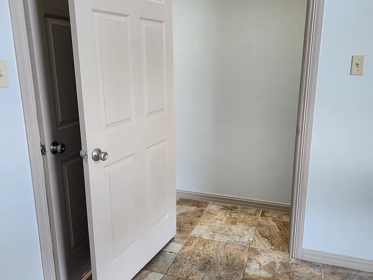 712 N Malinche Ave — Photo 16