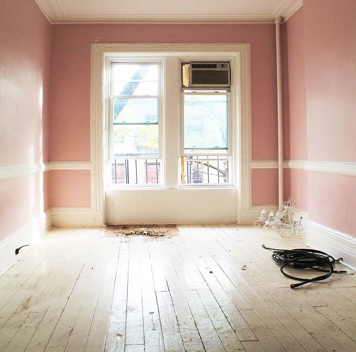 2nd image of 152 Kent St APT 3