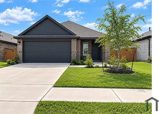 3 bed, 1575 sqft, $2,100 — Photo 3