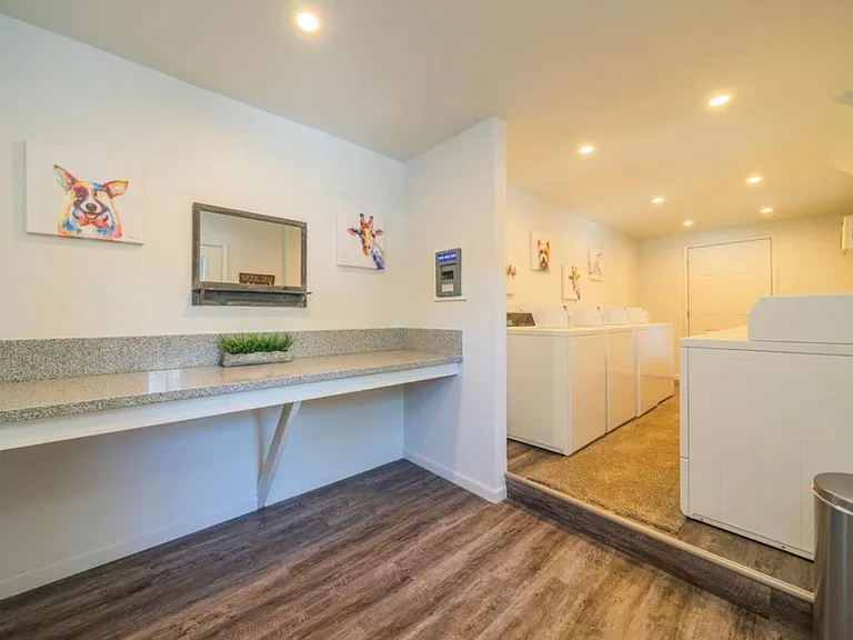 1445 Magnolia Ave — Photo 13