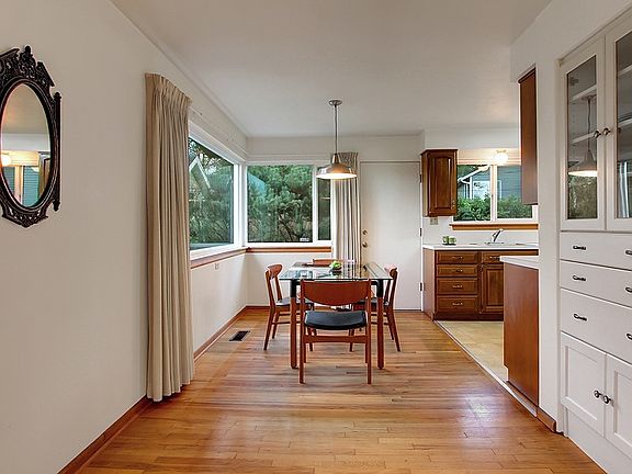 4th image of 1714 NE Brockman Pl
