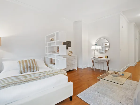 350 East 82nd Street 2G image 1 of 18