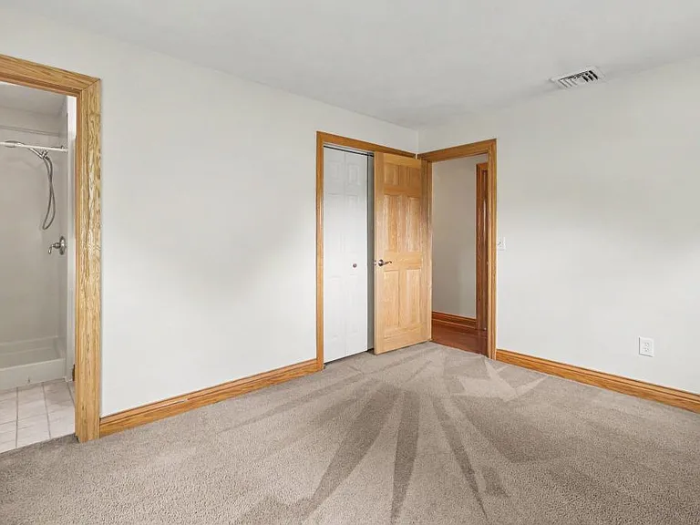 136 Brookside Ave — Photo 12