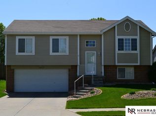 T 18677th St, Silverdale, WA 98315