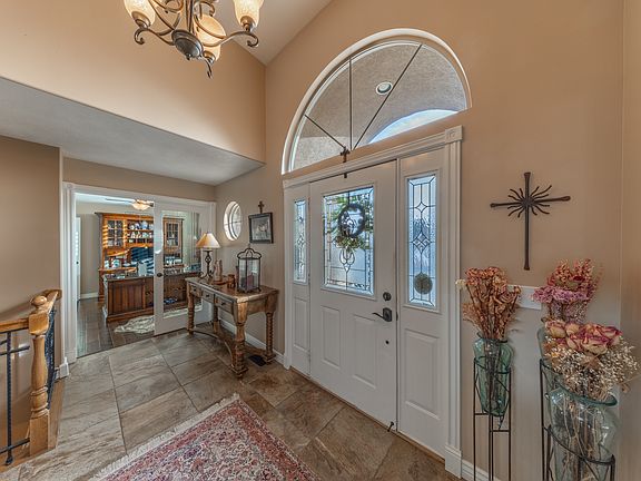 3rd image of 1129 E Sanders Rd