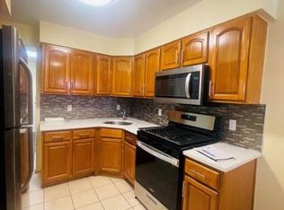 1072 E 85th St, Brooklyn, NY 11236