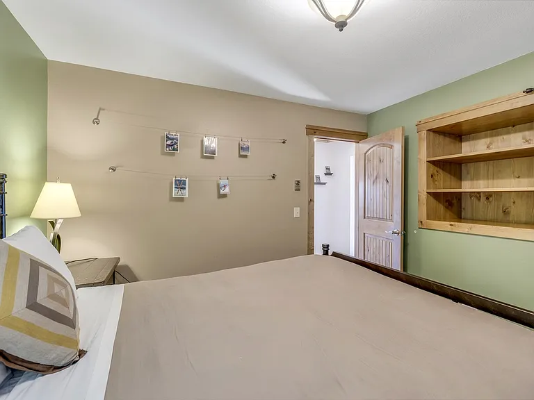 Second bedroom