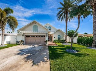 2103 Bay Blvd, Indian Rocks Beach, FL 33785