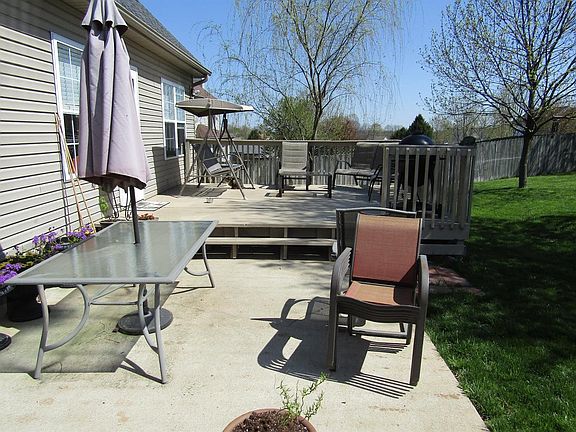 2nd image of 702 Martha Ln