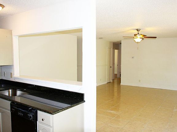 4th image of 5100 Stockman Dr