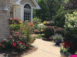 1736 Sanderling Ct NE, Grand Rapids, MI 49505