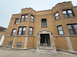 3217 W Balmoral Ave #2, Chicago, IL 60625