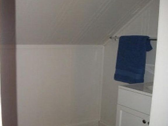 5th image of 504 Turner Ln #1