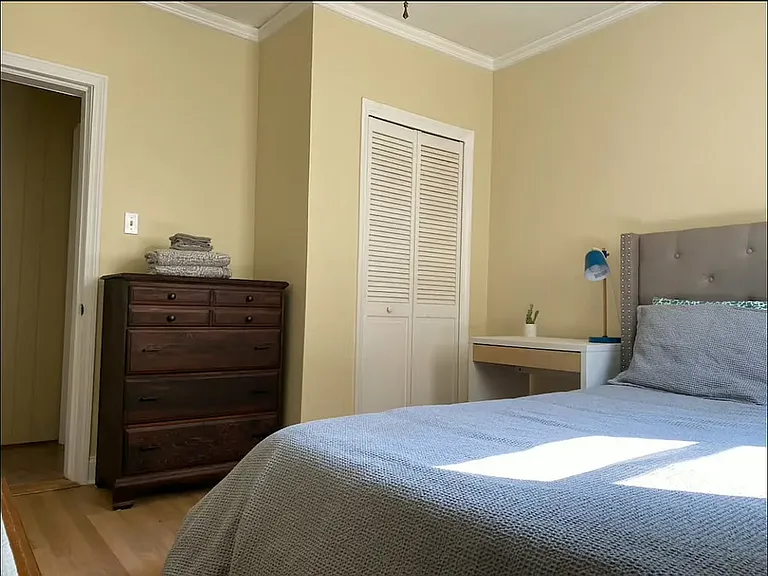 12 E Shelby St #2 — Photo 11