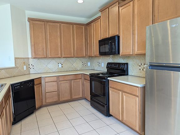 Kitchen includes all appliances