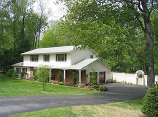 123 Edgewood Rd, Ossining, NY 10562