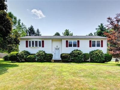 82 Harness Dr, Southington, CT, 06489