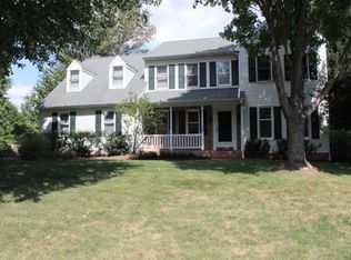 255 Kingsbridge Dr, Lititz, PA 17543