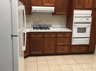 922 Throggmorton Ave #2, Bronx, NY 10465